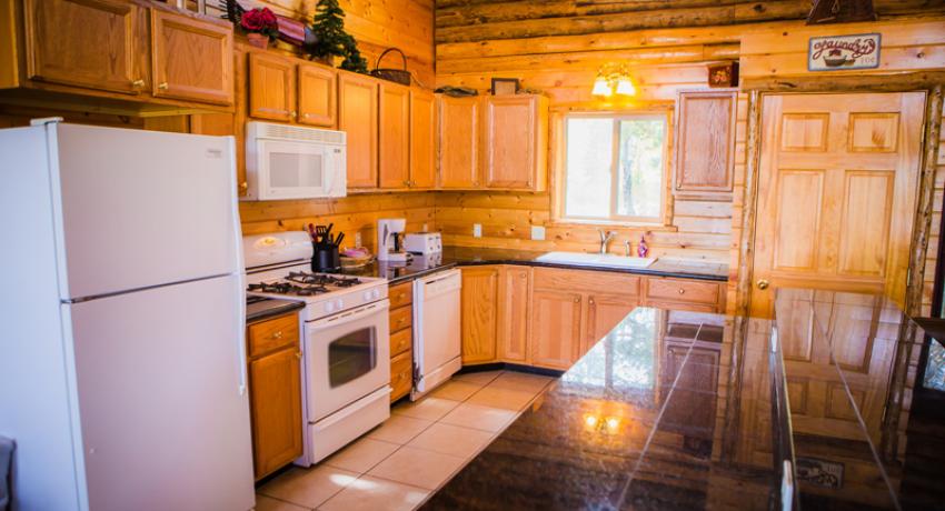 Henry’s Fork Cabin Island Park Cabin Rental
