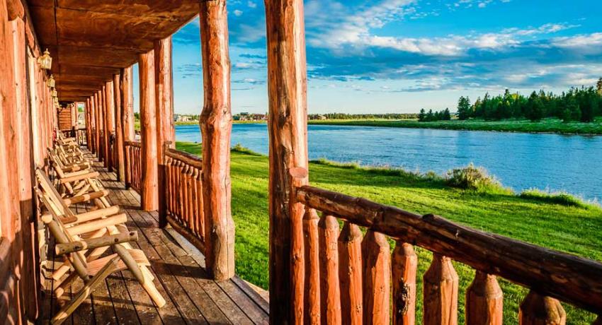 Riverfront Rooms